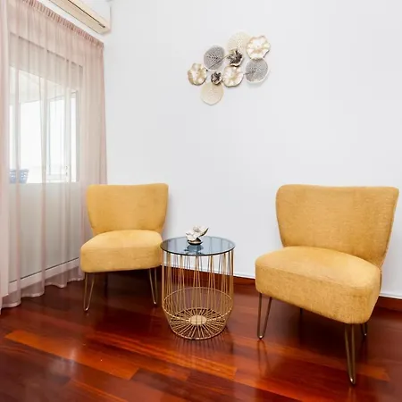 Apartment Anerol *