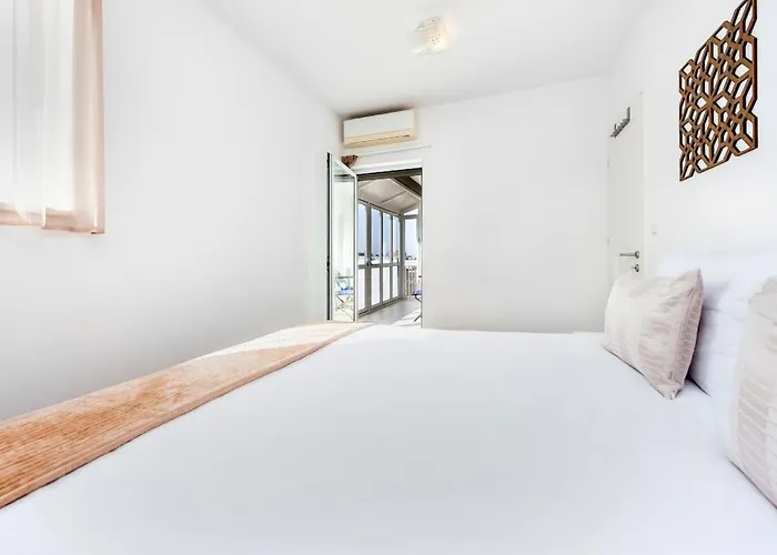 Anerol * Ρόβινι